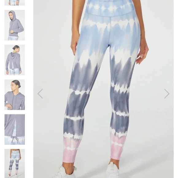 Wildfox Set hooded top and matching high rise tie dye leggings size small - Picture 5 of 16
